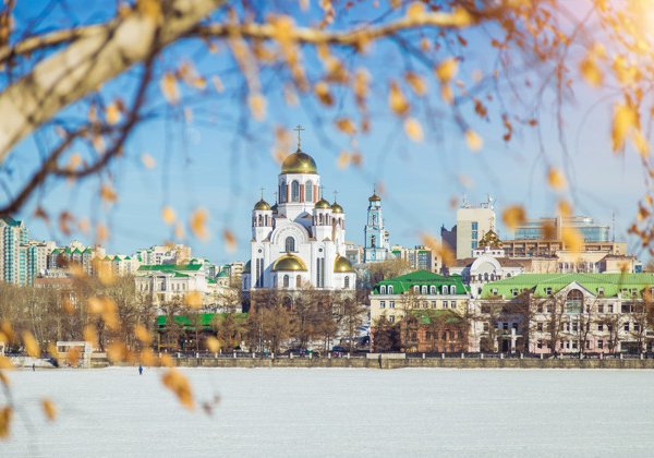 Екатеринбург — от заводского поселения до современного мегаполиса