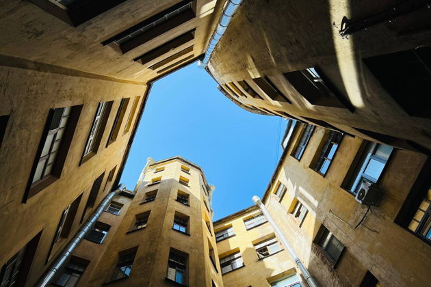 Фото экскурсии - Петроградская сторона: За фасадами доходных домов - эксклюзивная экскурсия в мини-группе по дворам и парадным - 13