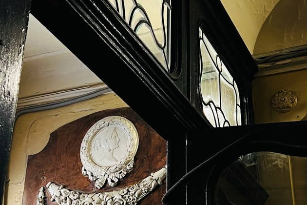 Фото экскурсии - Петроградская сторона: За фасадами доходных домов - эксклюзивная экскурсия в мини-группе по дворам и парадным - 9