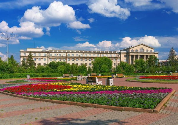«Из острога в мегаполис» — обзорная экскурсия по центру города - фото 1