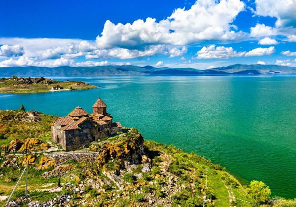 Следами древних караванов: из долины Арарата к озеру Севан - фото 4