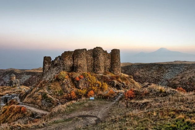 Фото экскурсии - От крепости Амберд до озера Кари – авто-тур из Еревана - 1