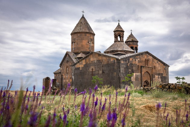 Фото экскурсии - От крепости Амберд до озера Кари – авто-тур из Еревана - 6