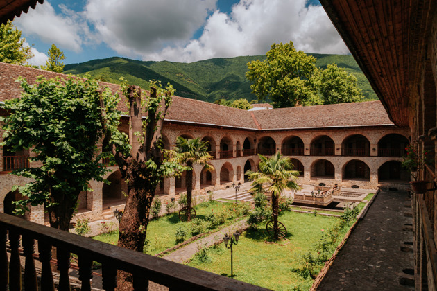 Фото - экскурсия: Индивидуальный тур по Шемахе, Исмаиллы, Габала и Шеки (2 дня)