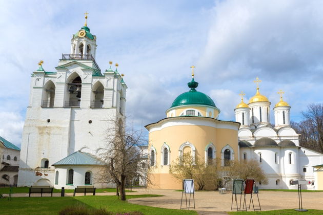 Машина времени: экскурсия на ретромобиле по центру Ярославля-3