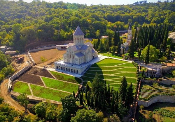 В гости к Чавчавадзе: Посещение усадьбы и гастрономия по дороге - фото 2
