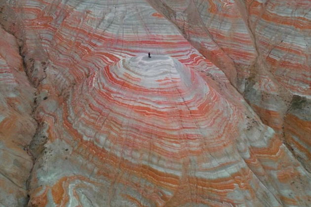 Фото экскурсии - Марсианские горы, Розовое озеро, Бешбармак, Черная икра и Горный чай - 13