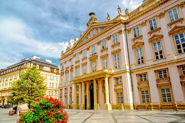 Фото экскурсии - Величественная Братислава: Королевские резиденции и легенды - 5