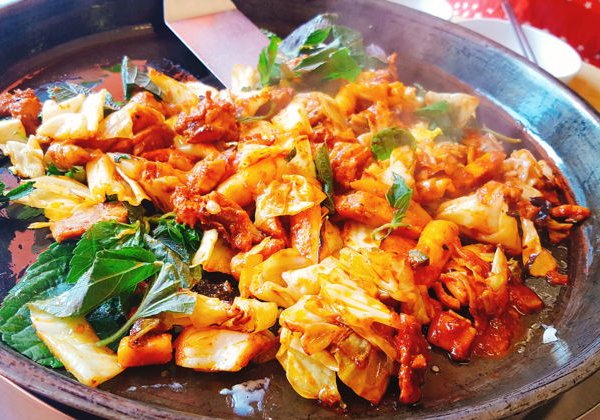 Пхукет Ко Сире: круиз с живой музыкой и ужином из 4 блюд  - фото 4
