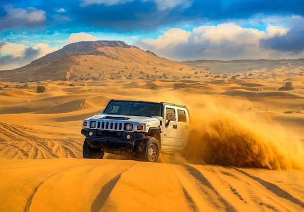 Золотые дюны Дубая — сафари на Hummer с фотосессией и ужином
