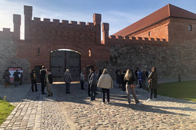 Фото экскурсии - Экскурсия на Куршскую косу и в замок Нойхаузен или Шаакен Дорф из Светлогорска - 12