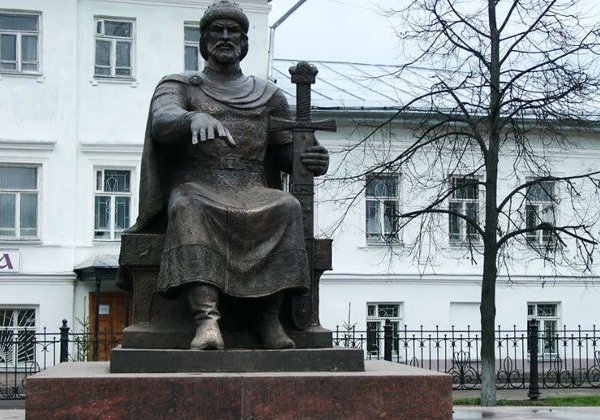 Пешеходная экскурсия по историческому центру Костромы - фото 2