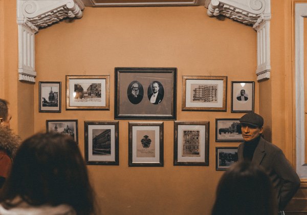 Санкт-Петербург: Город контрастов
