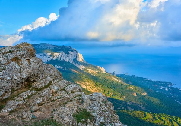 Ильяс-Кая: панорама с высоты Крымских гор