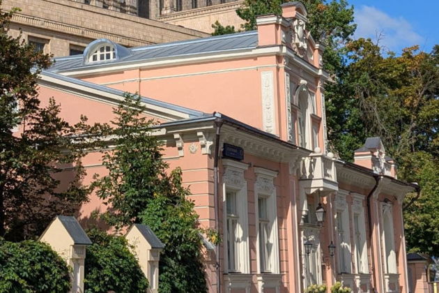 Фото экскурсии - Прогулка-квест по деревянным домам Москвы: исследуй историю без гида - 5