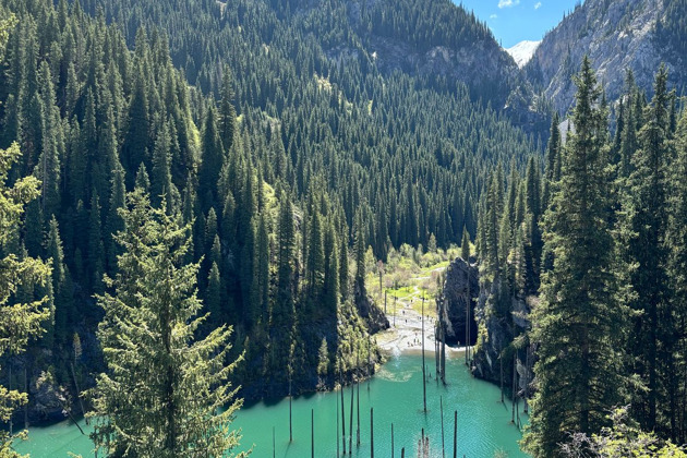 Фото - экскурсия: Озеро Кольсай, Каинды. каньоны Чарын и Чёрный за один день
