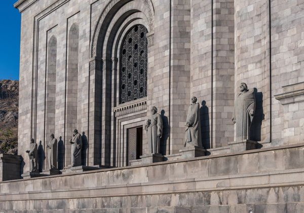 Прогулка по Еревану: знакомство с историей и культурой столицы - фото 3