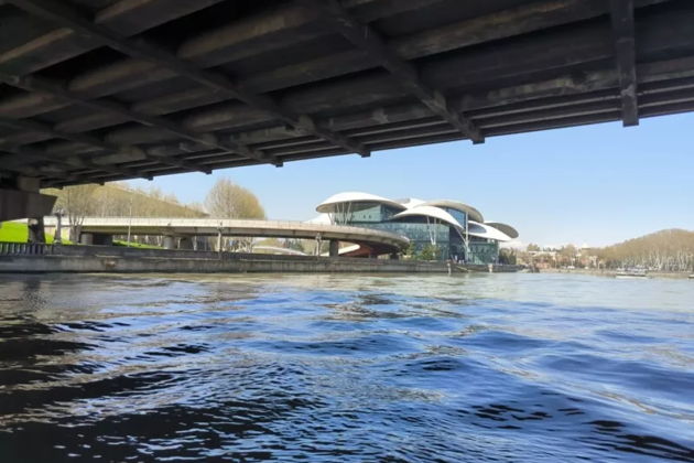 Фото экскурсии - Прогулка на кораблике по реке Куре с экскурсией - 3