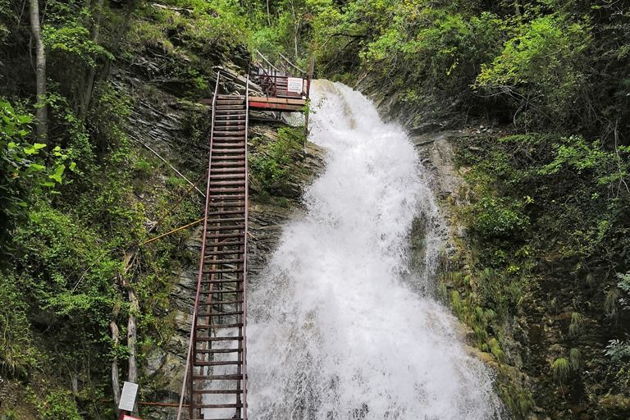 Фото экскурсии - Маршрут к Черному морю через Гебиусские водопады - 6