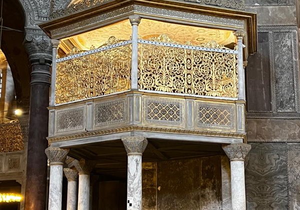 Тайны Византии: Айя-София, Влахернская святыня, Патриархат и колорит Балата - фото 3