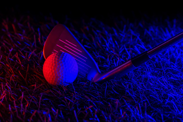 Фото - экскурсия: Захватывающий 3D-гольф Blacklight Mini Golf с неоновым освещением