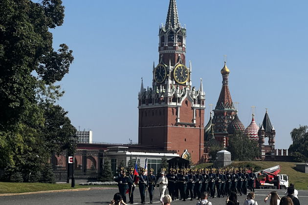 Фото экскурсии - Алмазный фонд и Александровский сад с экскурсионным обслуживанием и входными билетами - 3