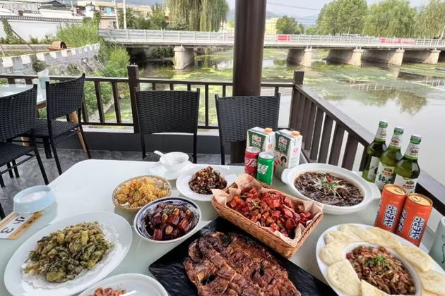 Фото экскурсии - Однодневный тур на Великую стену Мутьянью и в Летний дворец - 1