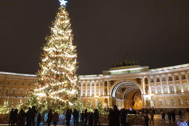 Фото экскурсии - Волшебство зимнего Петербурга: загадки балов, сияние новогодних елей и веселые городские развлечения - 3