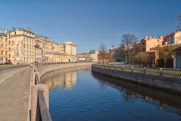 Фото экскурсии - Прогулка на катере по Петроградке утром в небольшой компании - 5