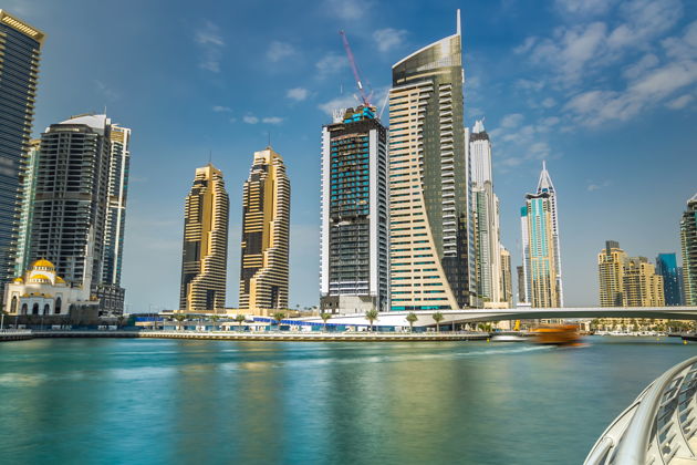 Фото экскурсии - Вечерний круиз на традиционной лодке дау по Дубай Марине с ужином и живой музыкой - 7