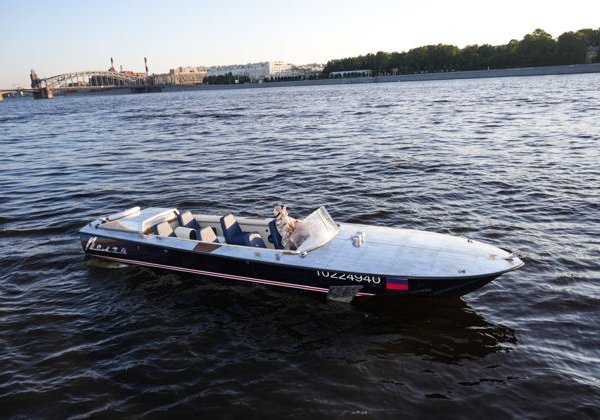 Ночная водная экскурсия «Разводные мосты» Санкт-Петербурга - фото 3