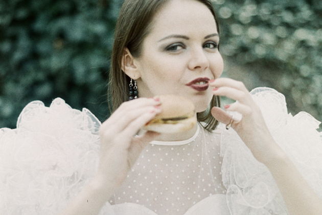 Фото экскурсии - Винтажный шопинг в Старом Тбилиси с фотосессией на пленку - 5