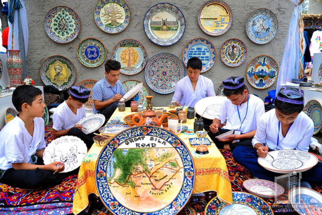 Фото экскурсии - Самаркандские сокровища: шелковые ткани, ковровые изделия, гончарное искусство и бумажное производство - 2