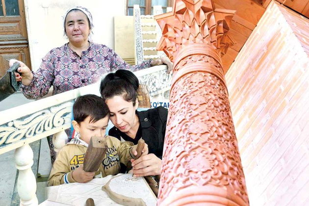 Фото экскурсии - Самаркандские сокровища: шелковые ткани, ковровые изделия, гончарное искусство и бумажное производство - 4