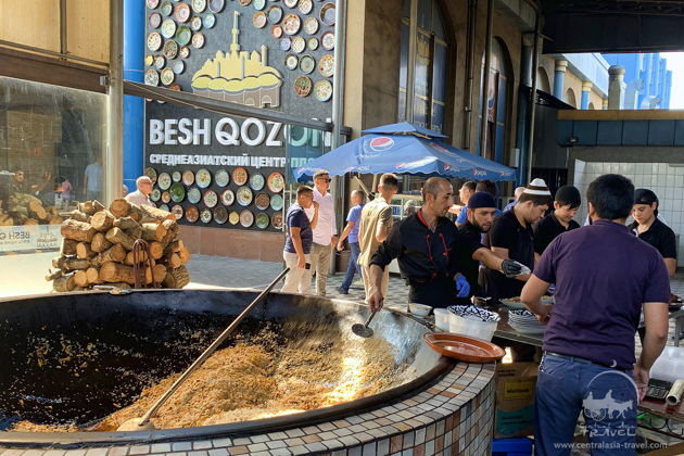 Фото экскурсии - Вкусное путешествие по Восточному базару Ташкента - 1