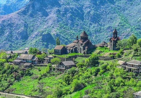 Из Тбилиси в туфовую столицу: Армения в мини-группе
