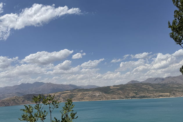 Фото экскурсии - Путешествие из Ташкента к горным вершинам Амирсоя, Чимгана и озеру Чарвак - 1