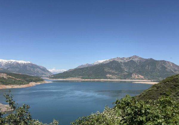 Из Ташкента в горы: Амирсой, Чимган и озеро Чарвак