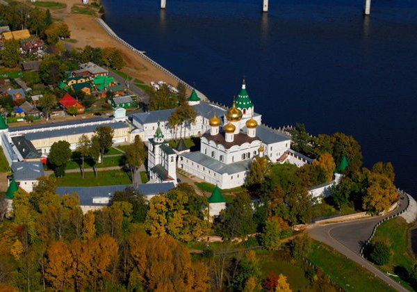 Экскурсия по Костроме — от эпохи крепости до современности - фото 1