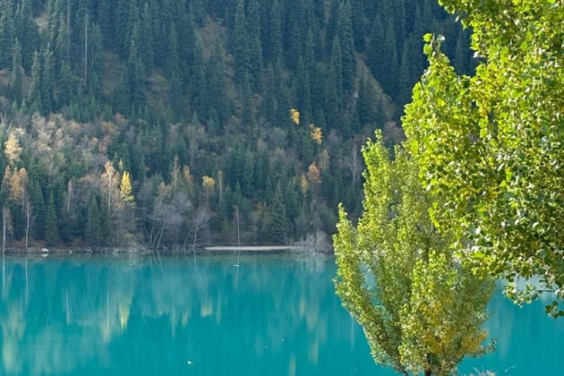 Фото экскурсии - Однодневная поездка на озеро Иссык - 1