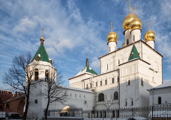 Пески Петербурга: парадные, доходные дома и дворы-колодцы