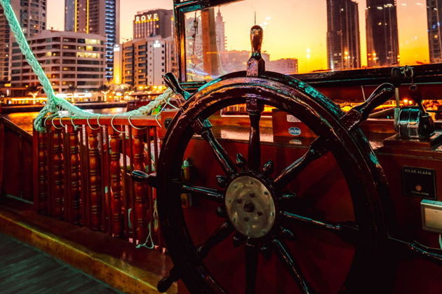 Фото экскурсии - Вечерняя прогулка на лодке доу Al Mansour с ужином - 6