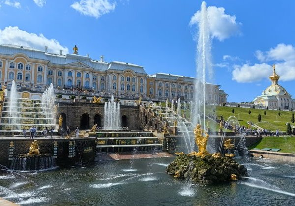 Прогулка по парку Петергофа: в царстве фонтанов - фото 1