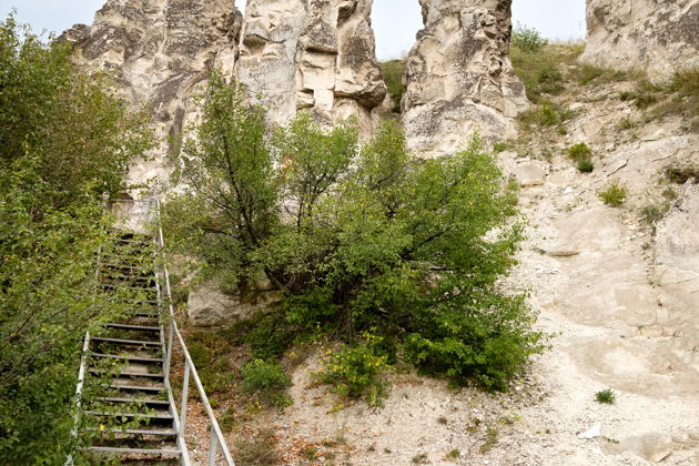 Фото экскурсии - Раскрывая тайны подземных храмов: путешествие в Дивногорье и Костомарово на туристическом транспорте - 10