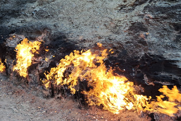 Фото экскурсии - Горящая земля Гобустана вулканы и мечеть - 9