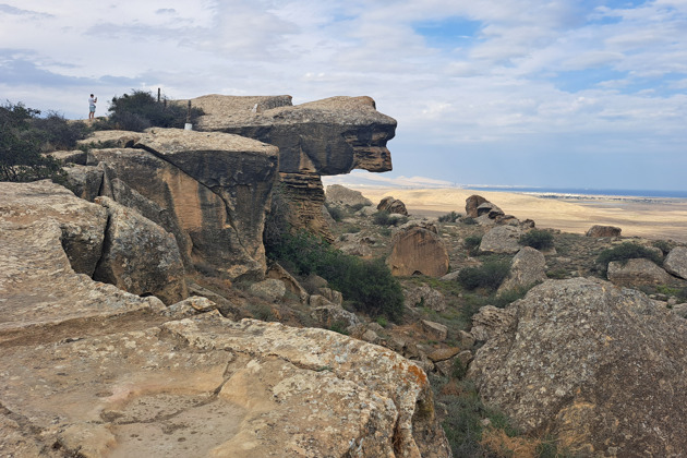 Фото - экскурсия: Горящая земля Гобустана вулканы и мечеть
