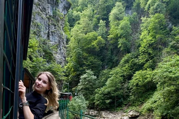 Фото экскурсии - Гуамка: меж скальных стен и пропастей по маршруту древних океанов - 8