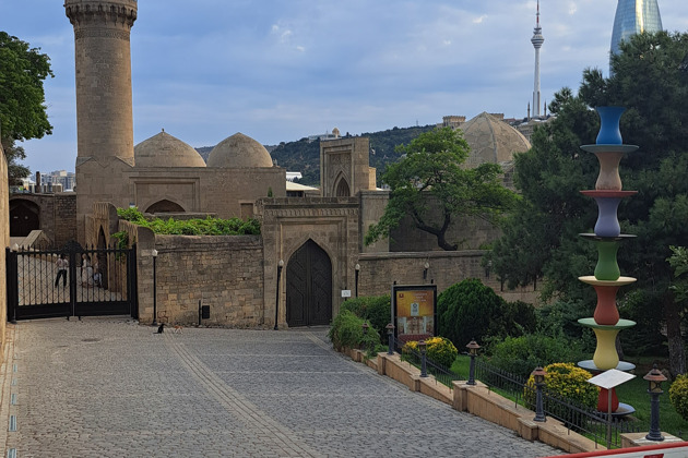 Фото - экскурсия: Прогулка по древнему амфитеатру в Баку