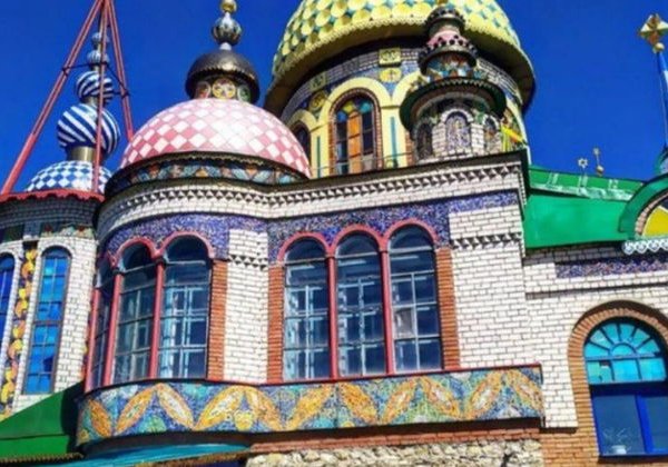 По окрестностям Казани: Свияжск, Раифа, Иннополис и Вселенский храм - фото 1