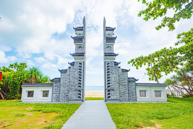 Фото - экскурсия: Прогулка по старинному городу с посещением прибрежного утеса и изваяния Гуаньинь